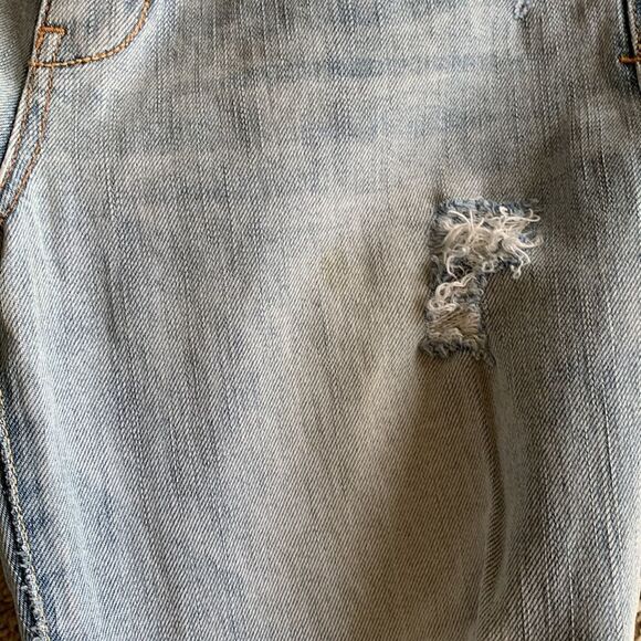 Light Wash American Eagle distressed distressed jeans size 10 - Picture 9 of 9